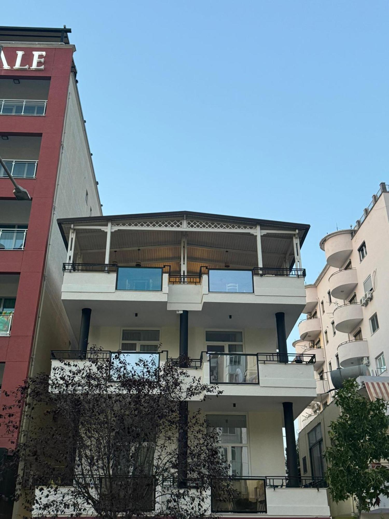Villa Lamer Durrës 외부 사진